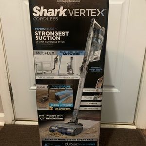 Shark vertex cordless Used 5 times, 2 months old